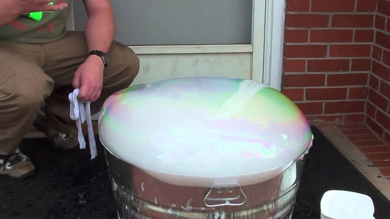 Halloween Projects for the Kids: Dry ice tricks