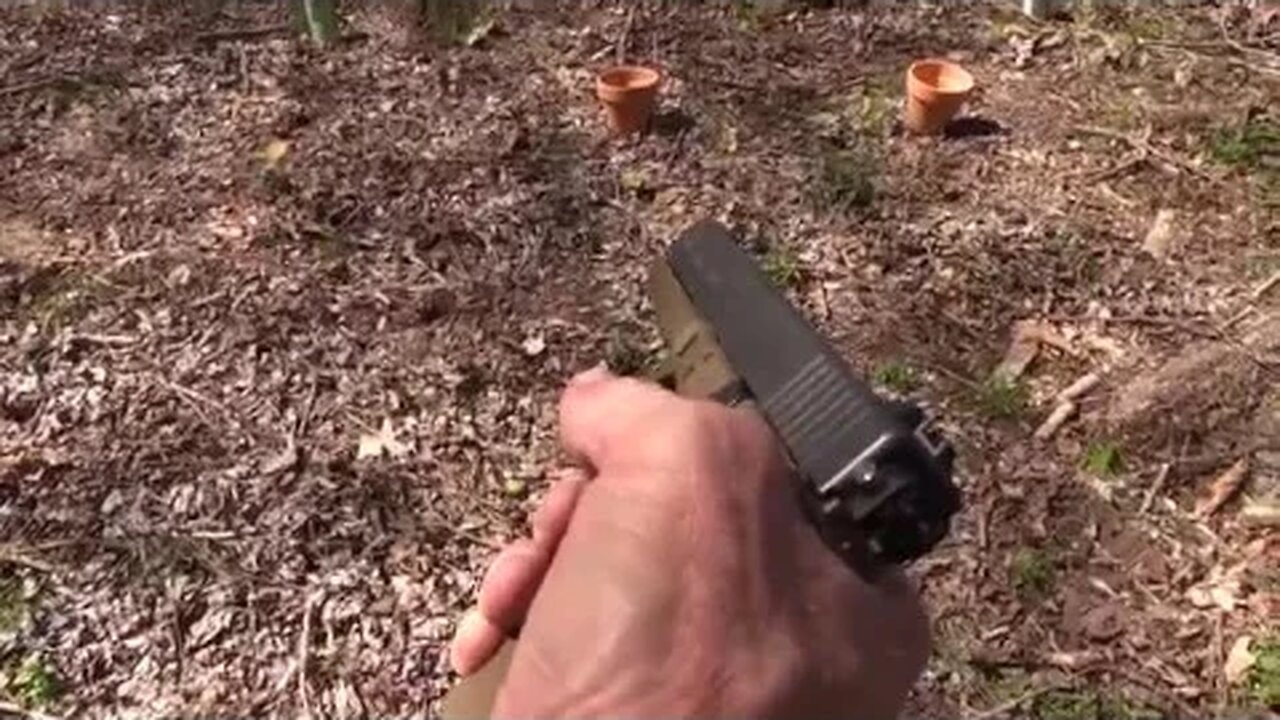 Glock 17 Full Auto Close-up