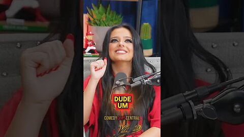 ☺️Theo Got Her GIGGLING 😂😂 | TPW ft. Jessie Murph (Theo Von) #comedy