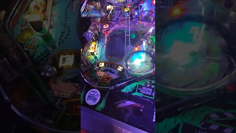 creature from the Black Lagoon 3 d arcade pinball zone Bally