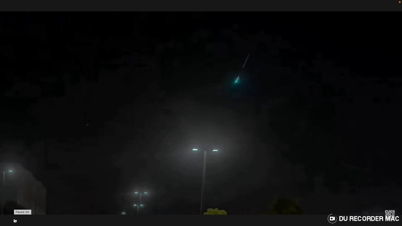 Las Vegas Light, That Some Believe Is A UFO, Seemingly Disappears