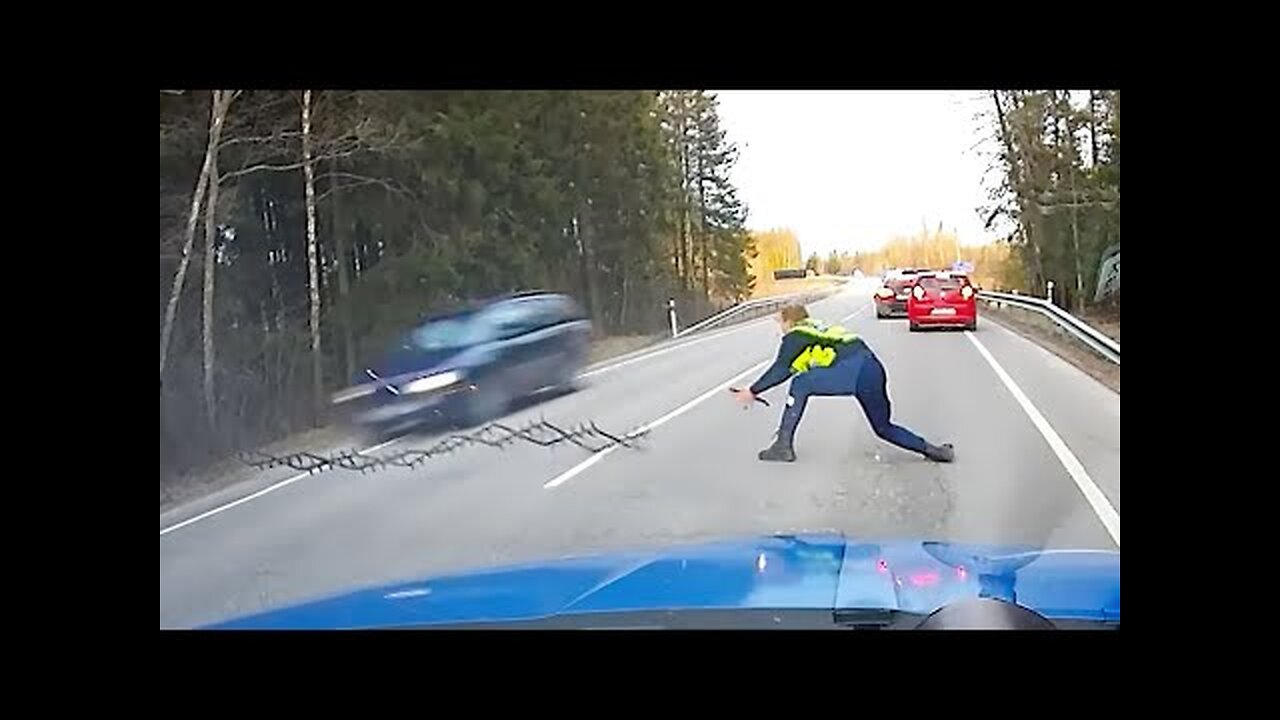 Craziest Ways Police Stopped Suspects - Caught on Dashcam