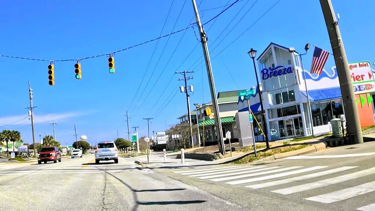 Driving North Through Swansboro, Cedar Point, Emerald Isle, North Carolina