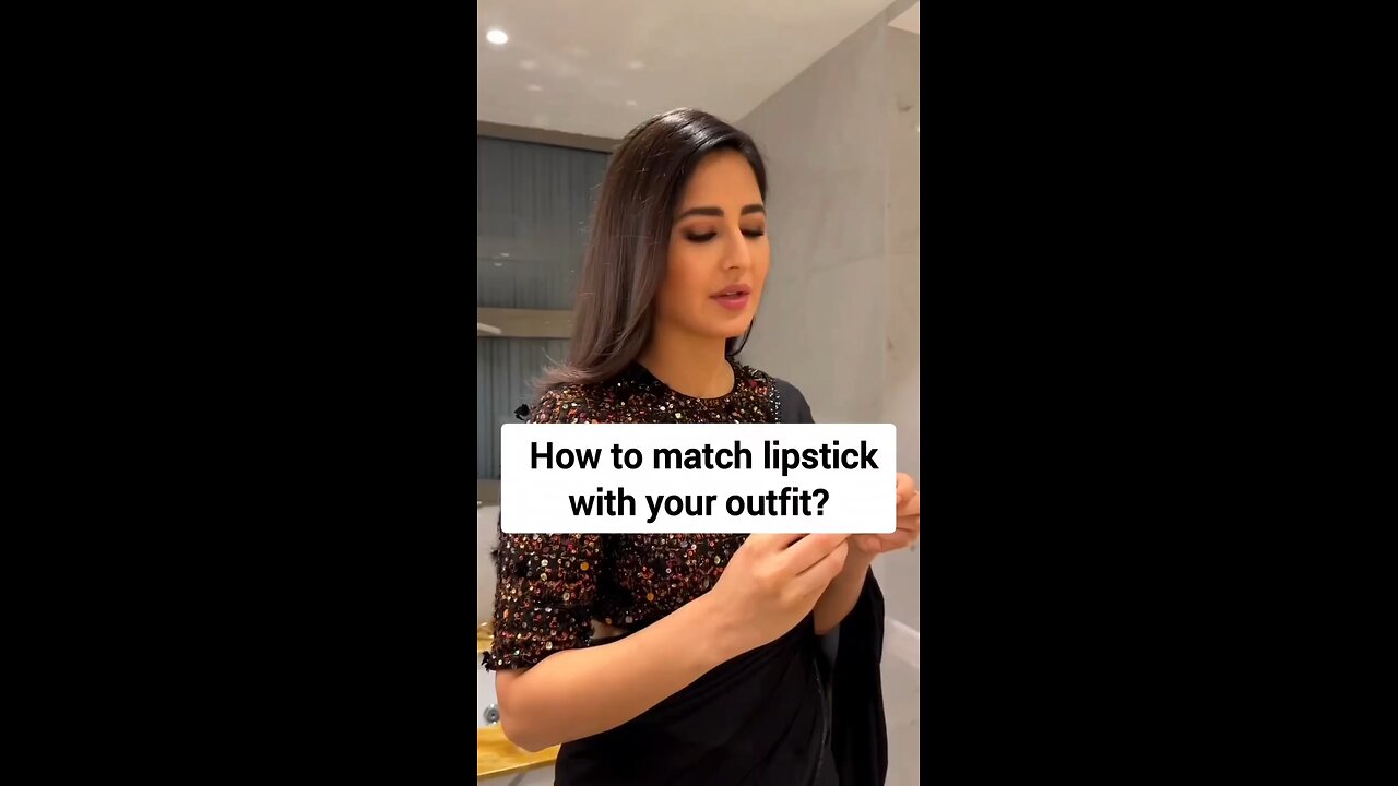 How to match lipstick color with outfits