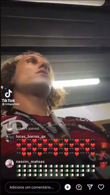 Jogadores do Flamengo cantam vitória antes da hora e viram motivo de chacota na Web;