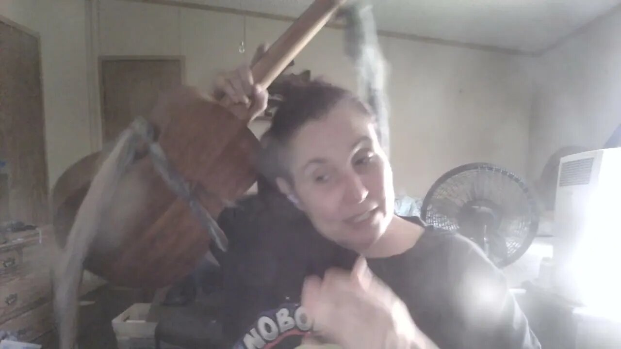 Rushes One Song Concert with a Baritone Ukulele and Everything