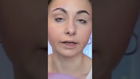 the BEST eyeshadow for a contoured crease #shorts #makeup