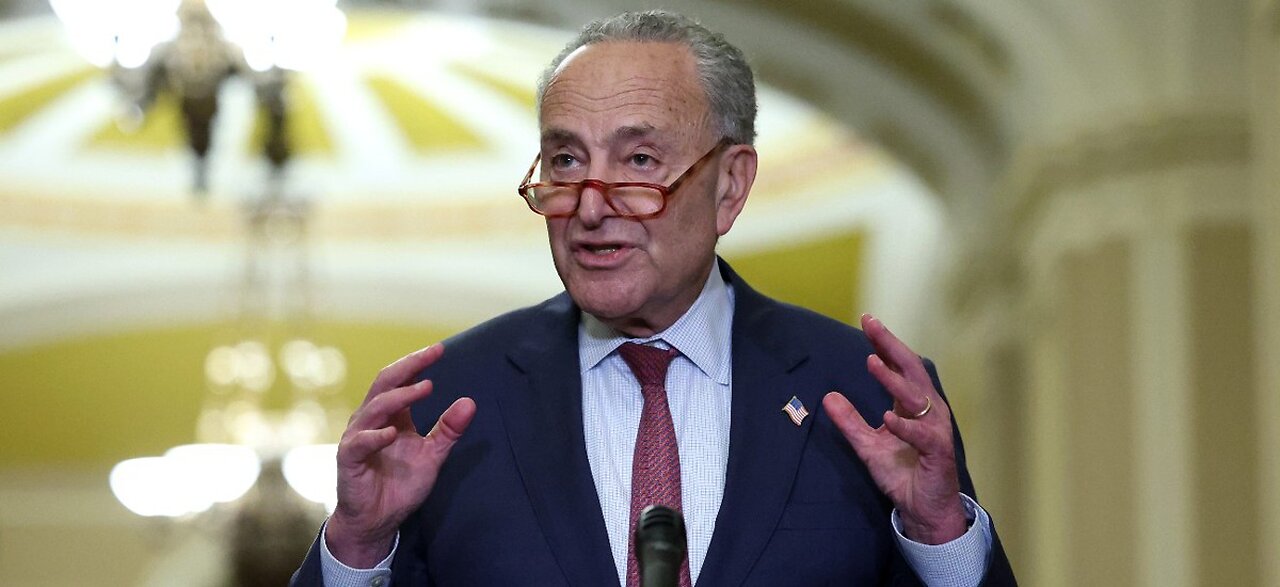 Schumer Lauds Bipartisan Budget Talks as Shutdown Looms