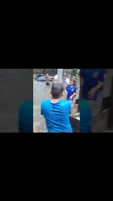mais um dia de enchente #viral #funny #funnyvideo