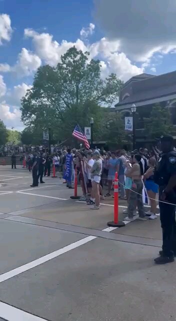 Pro-US, pro-Israel and pro-Palestine groups who oppose each other chant “F Joe Biden” together.