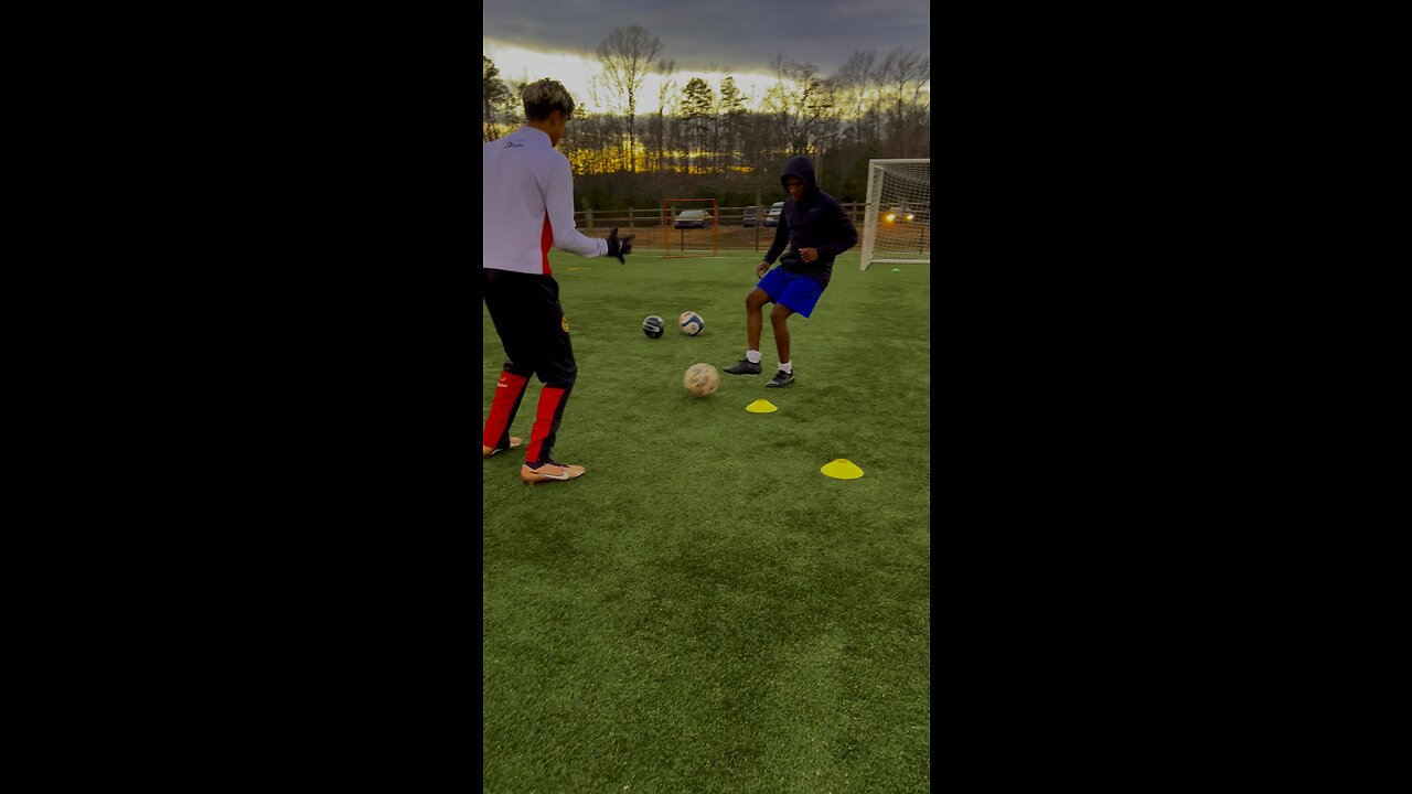 Soccer Passing drill you can do with your friend
