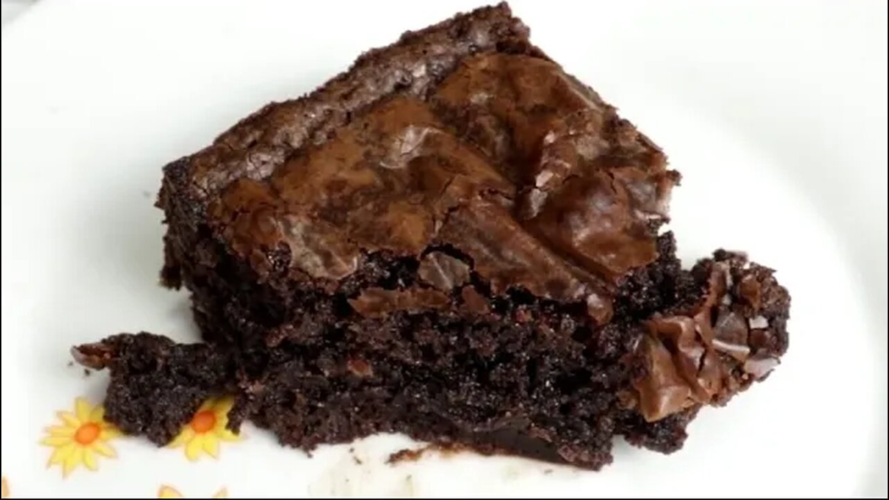 BROWNIE DE NESCAU - SIMPLES, FÁCIL, PRÁTICO E RÁPIDO