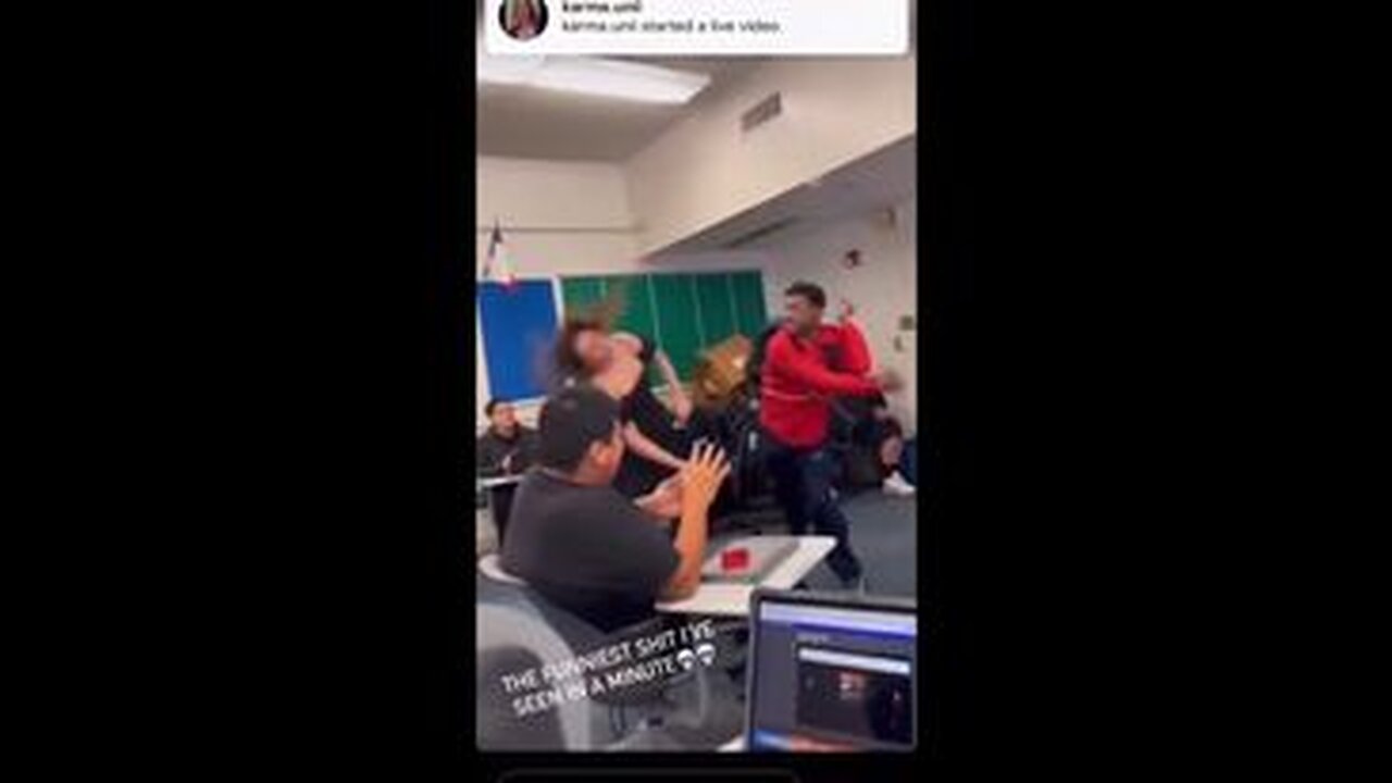 THE FUNNIEST FIGHT I'VE SEEN IN A MINUTE