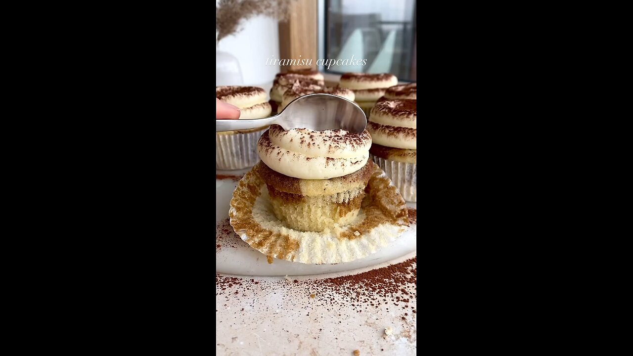 Julie Marie | easy recipes for home bakers | Tiramisu Cupcakes! Super soft