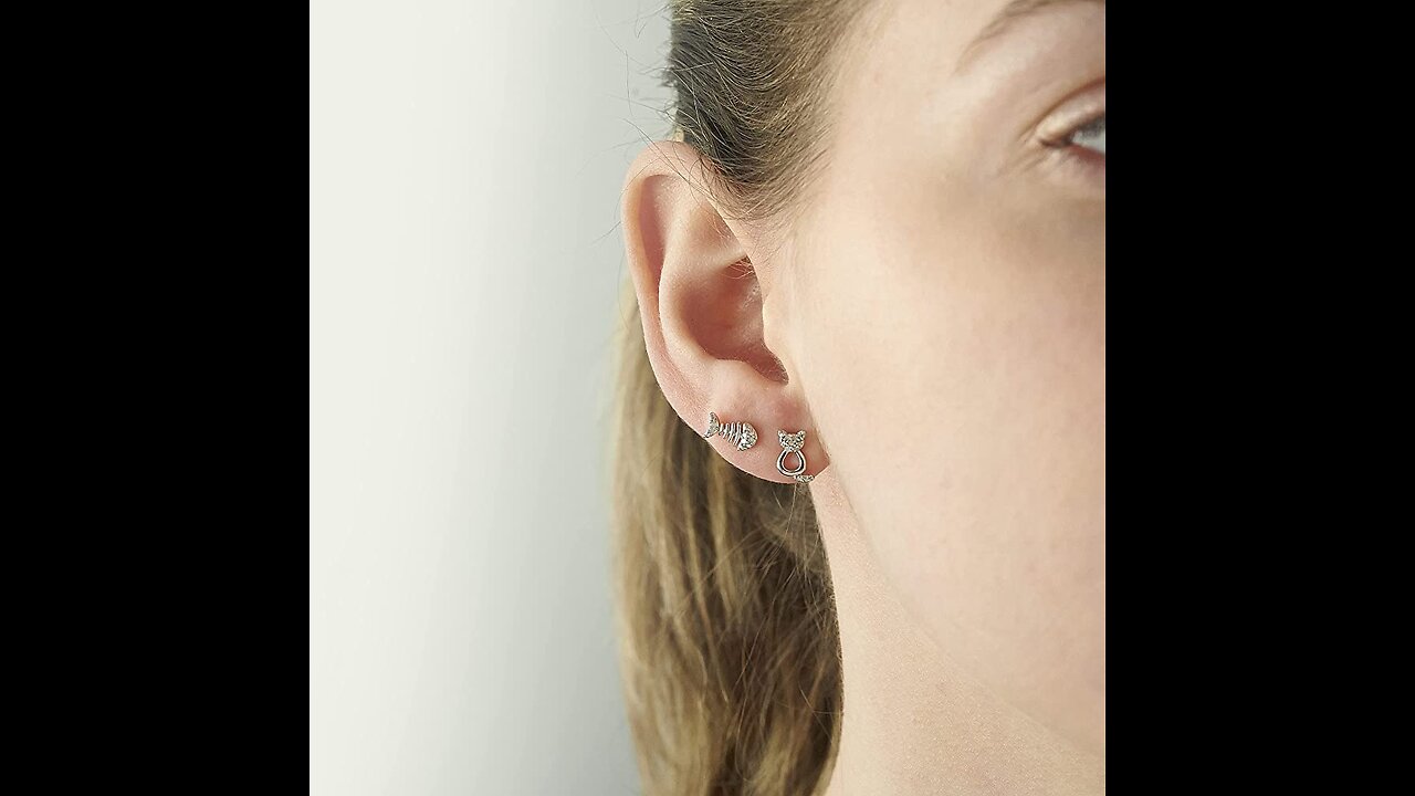 Mameloly 925 Sterling Silver Post Stud Earrings for Women Dainty Hexagram Starburst Cubic Zirco...