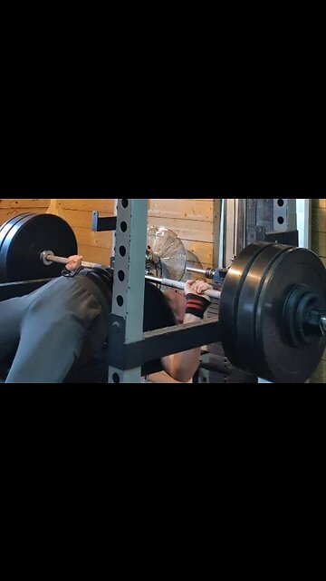 117.5 Kgs Paused Bench Press Heavy Single.
