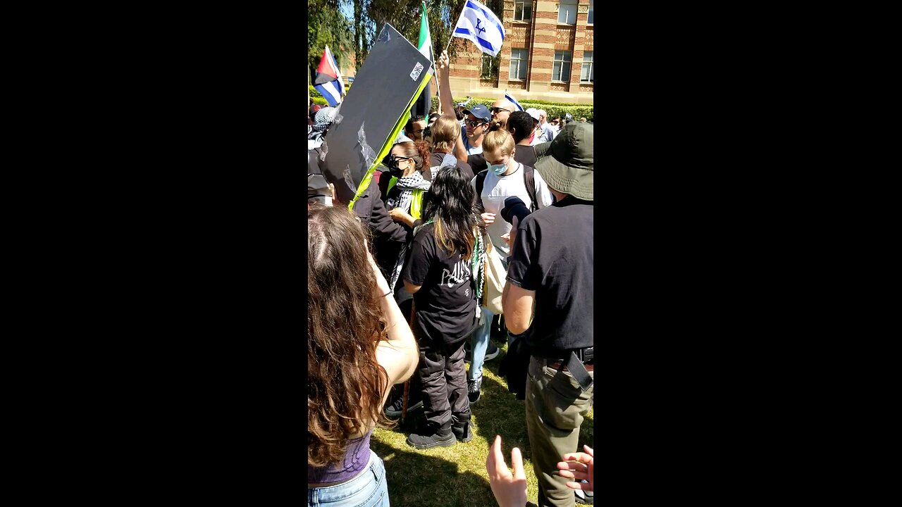 isrealis trying to start fights at UCLA