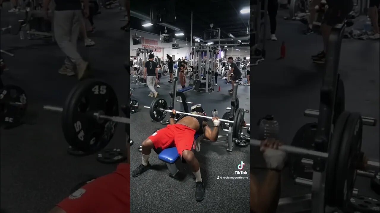 If you believe in horoscopes you’re dumb 👑