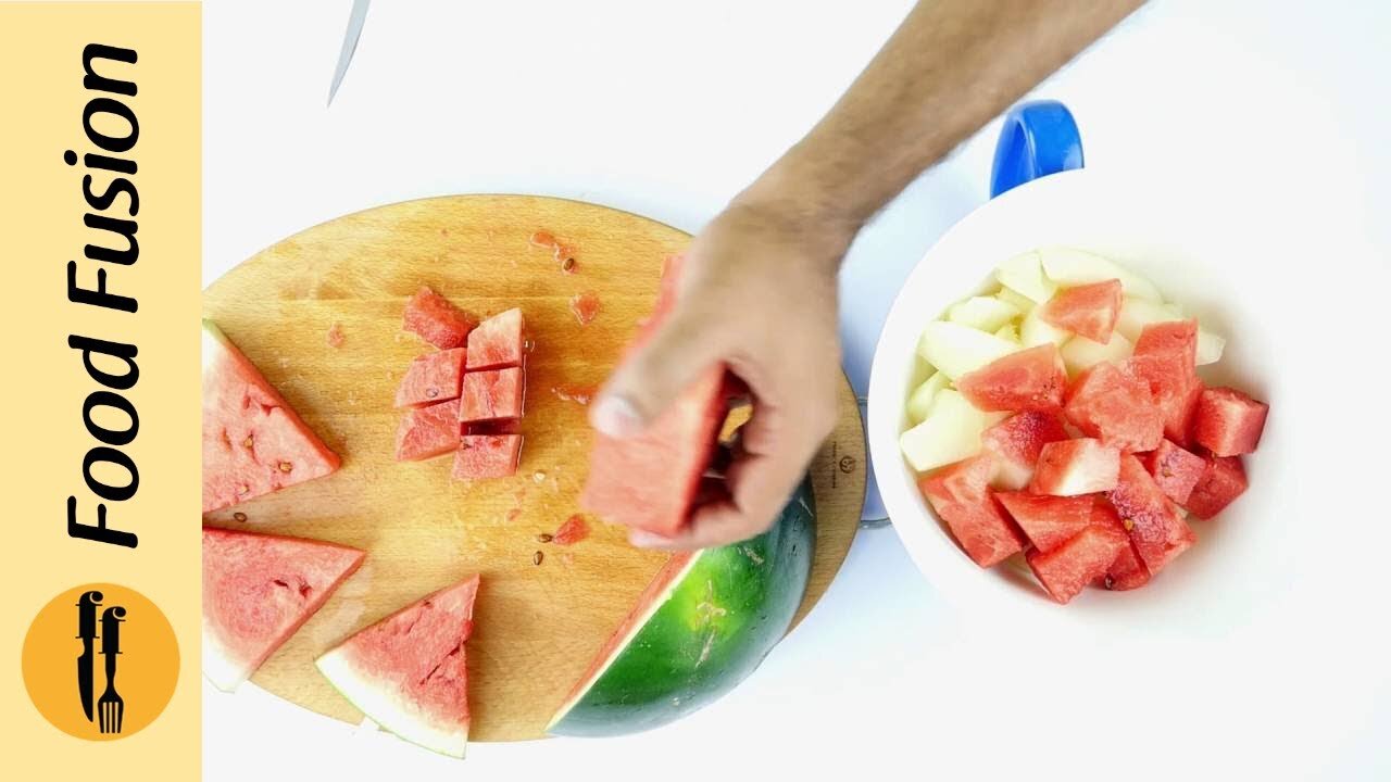How to make a watermallen basket