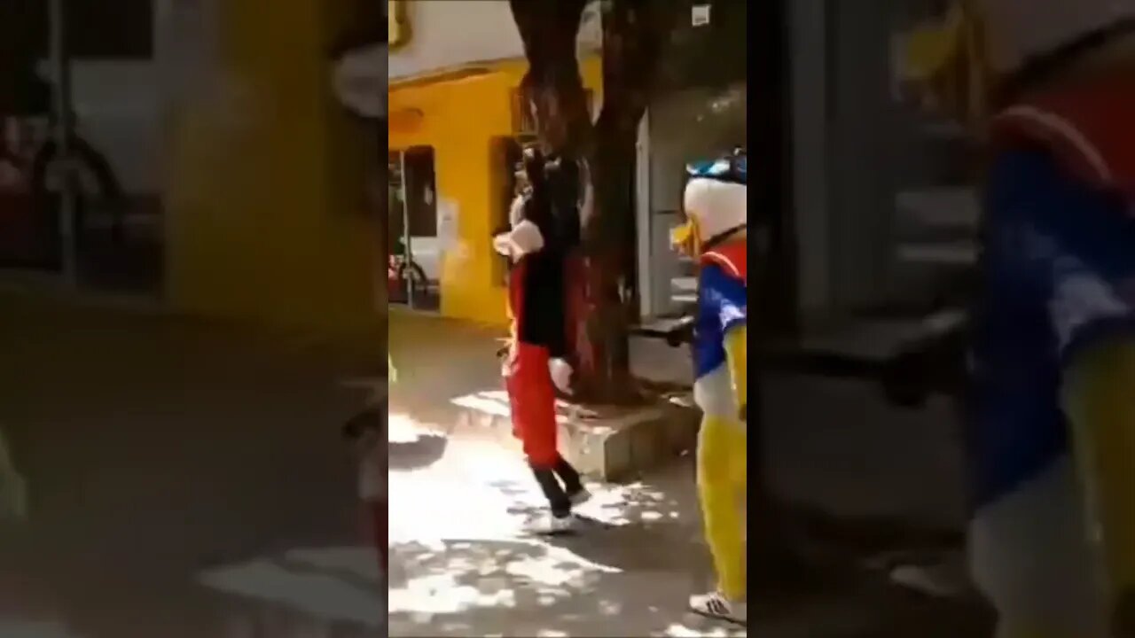 TOP TOP TOP DANÇANDO FOFÃO, O MÁSKARA, BEN10, PALHAÇO E PATATI NA CARRETA DA ALEGRIA