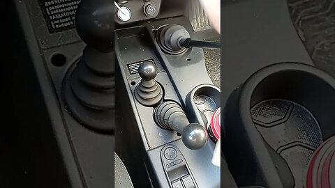 How Does Lada Niva Drivetrain Work?