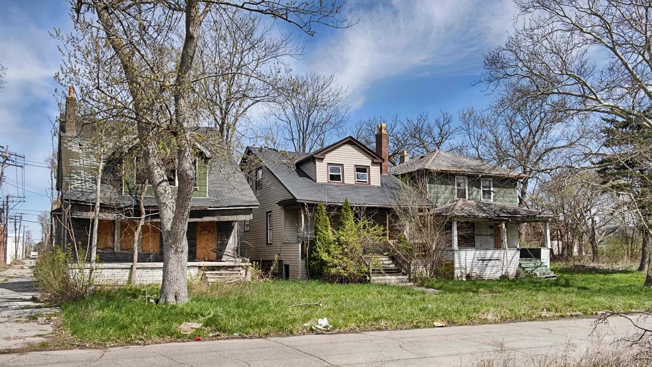 Most Contaminated ABANDONED GHOST TOWN Everyone Had To EVACUATED and Left Their Homes