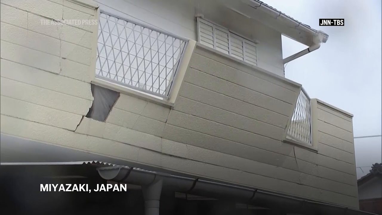 Typhoon Shanshan lashes Japan with torrential rain and strong winds