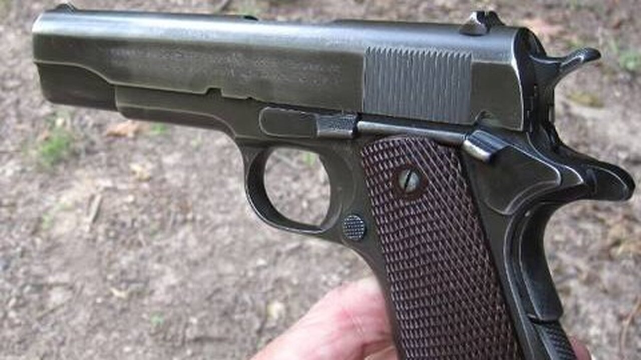 Colt WWII 1911 Close-Up