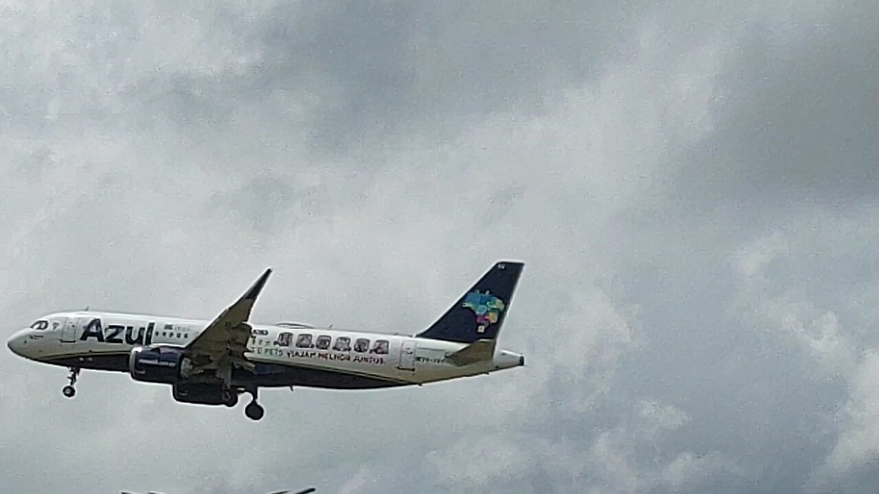 Airbus A320NEO PR-YRV vindo de Campinas para Manaus