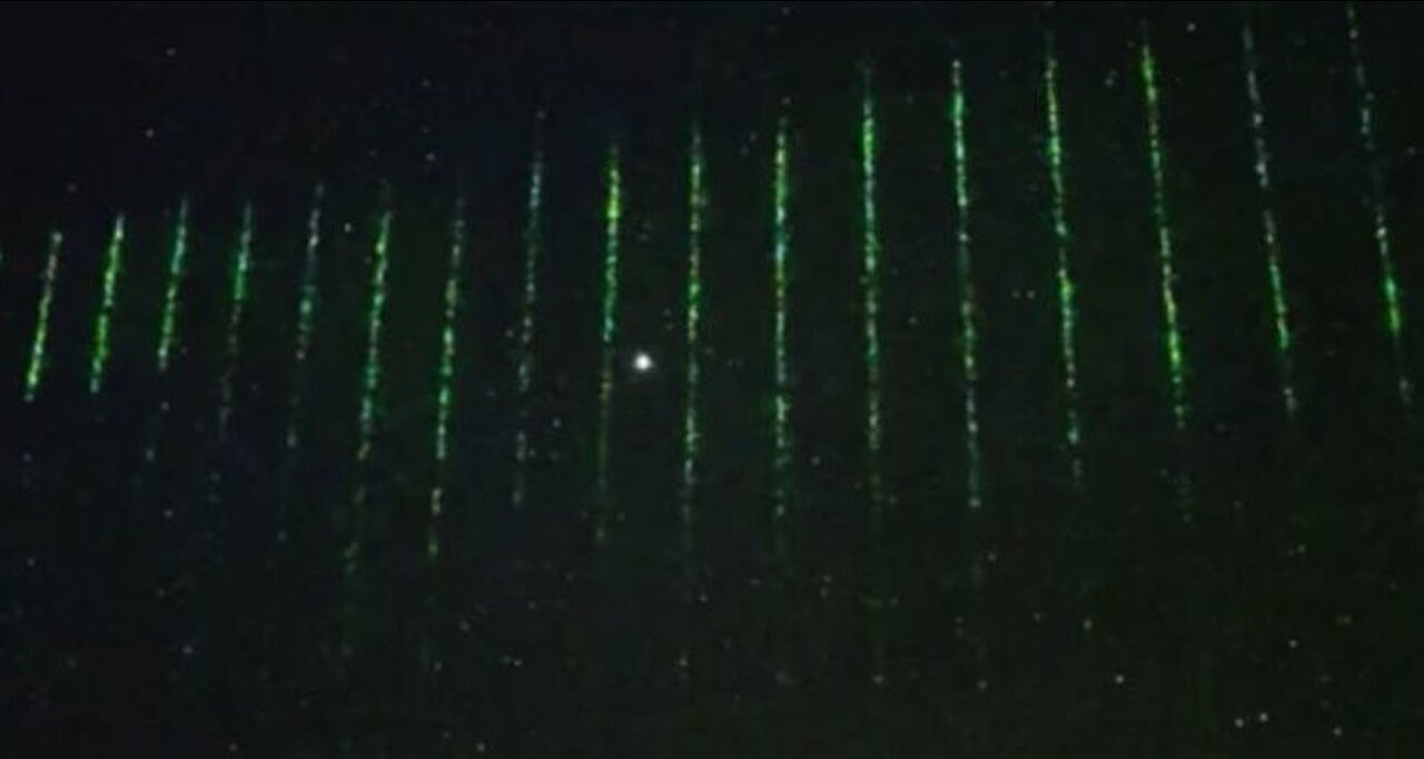 Suspected Chinese "environment monitoring satellite" beams green laser from space over Hawaii.