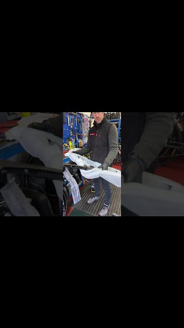 GUESS THE ROAD BIKE BRAND