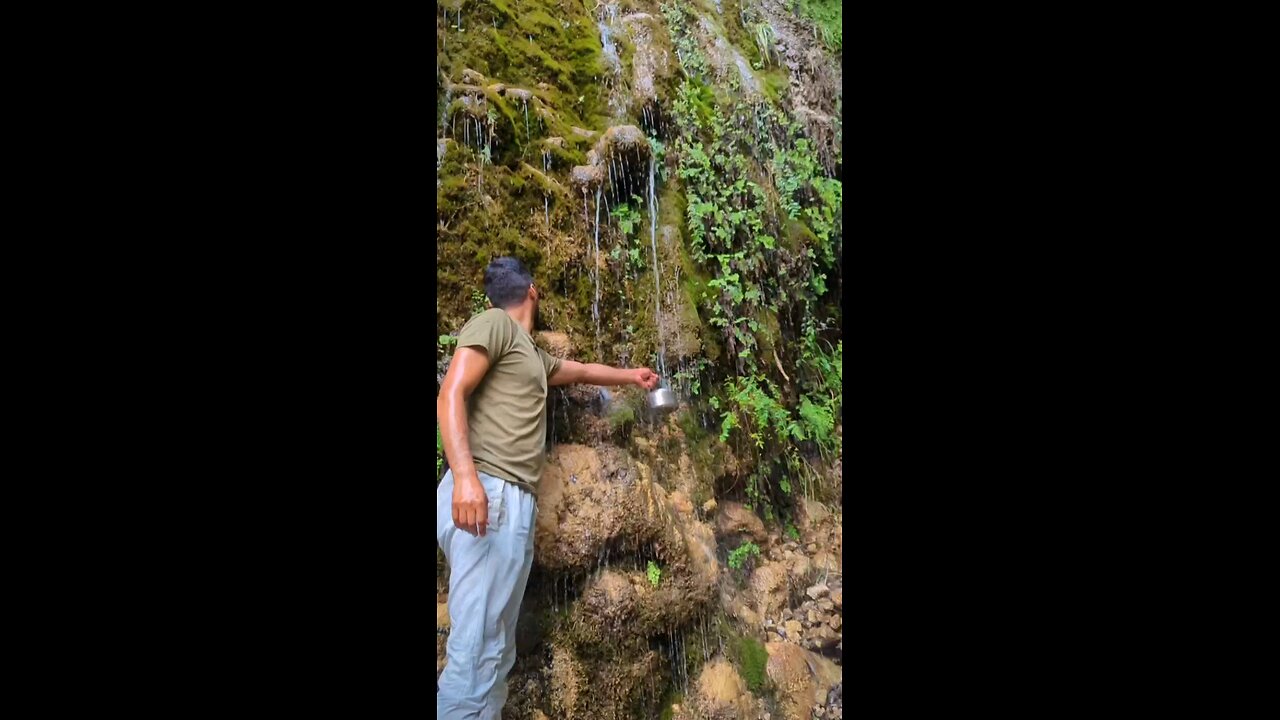 Cooking Chicken Kebab, Cuisine in the Mountains