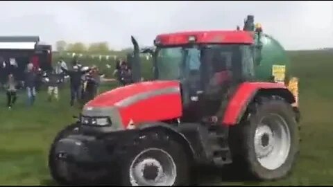 Farmer sprays poop at protestors trespassing on his land / climate activist