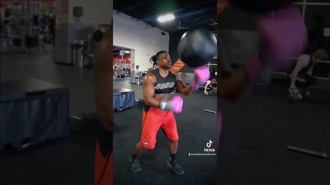 If she’s not loyal during the talking stage 👑