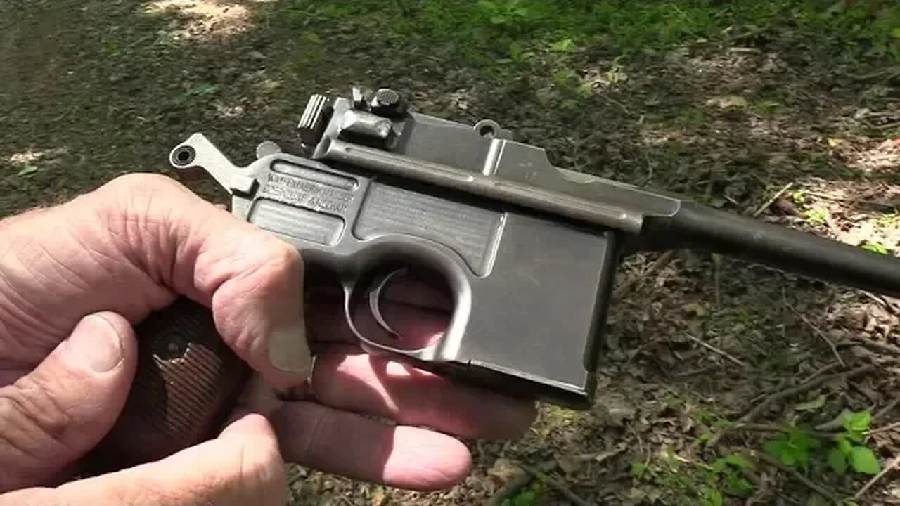 Mauser C96 Close-up