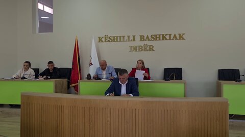 Skavica/ Tom Doshi bashkohet me Rithemelimin, dështon mbledhja e Këshillit Bashkiak në Dibër