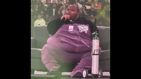 Insanely Obese Rapper Dave Blunts Sits On A Couch On Stage While Hooked To An Oxygen Tank