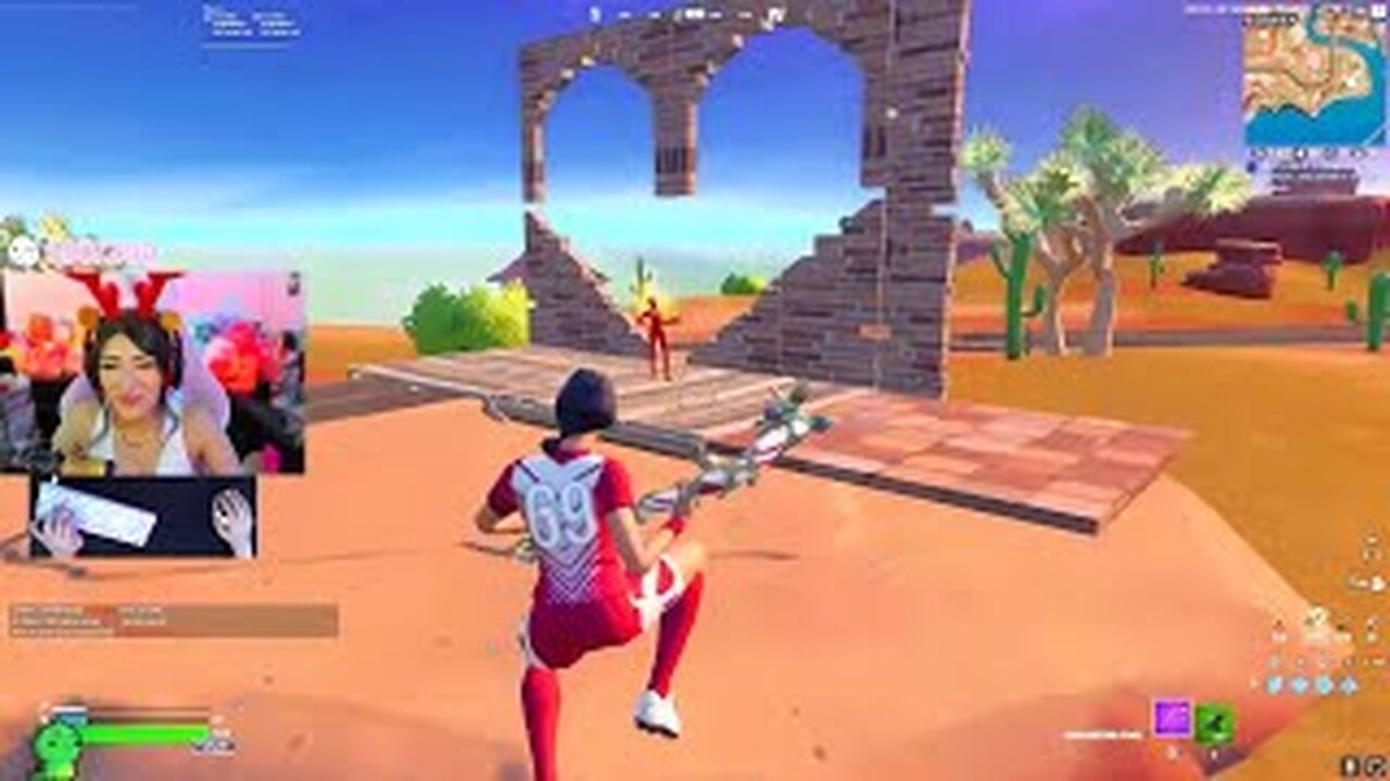 this guy pretends to be friendly, then kills streamers...