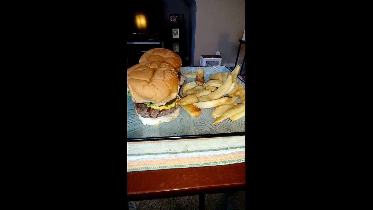 Eating Hamburger From Walmart, Dbn , MI, 10/3/24