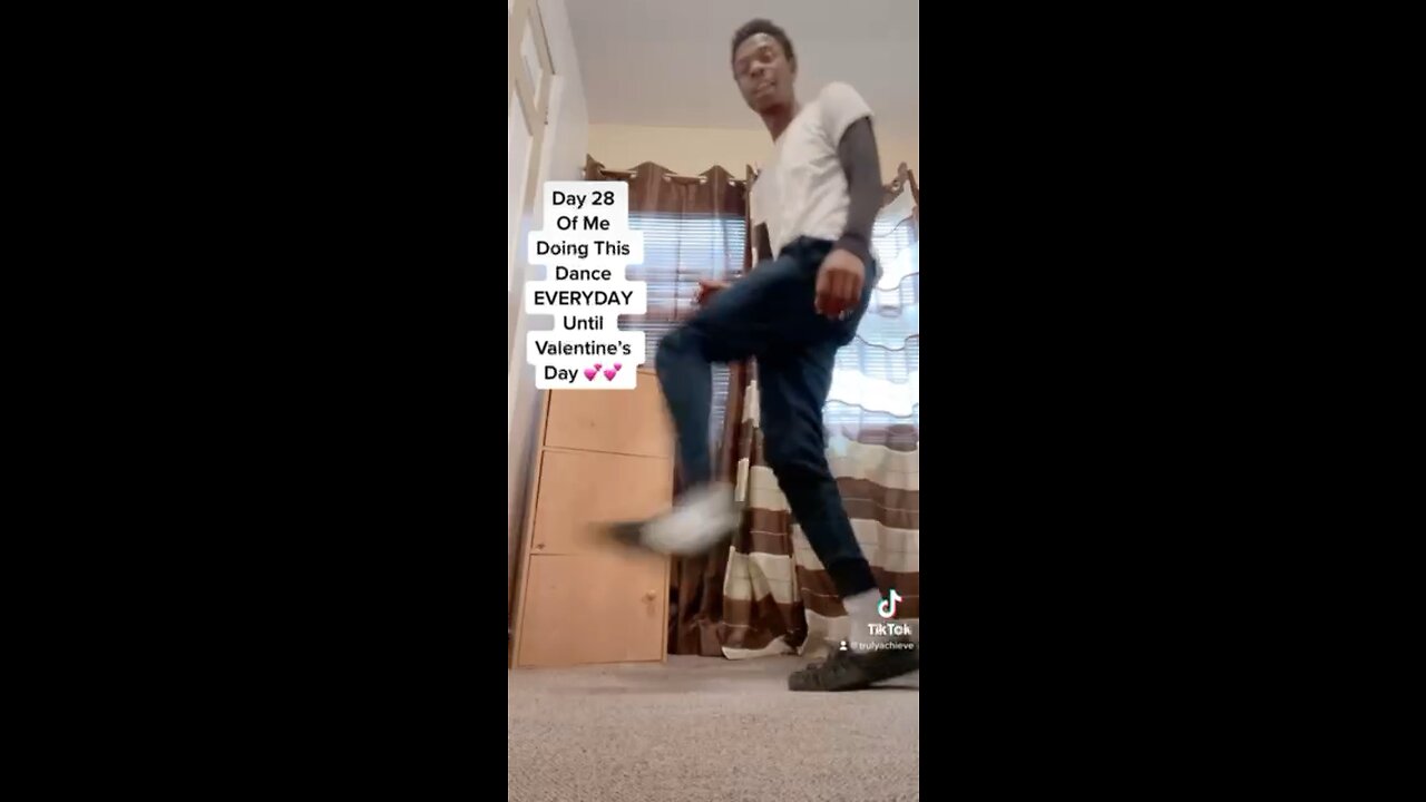 Day 28 Of Me Doing This TikTok Dance EVERYDAY Until Valentine’s Day