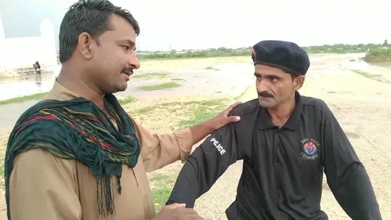 SINDHI _FUNY _ -- AND_ ISLAHI _ VIDEO _ 2022_ GREAT MSG _ POLICE