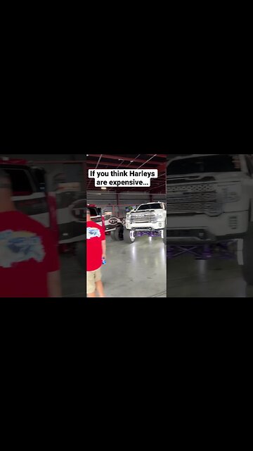 Always something dope over here #harleydavidson #orangecounty