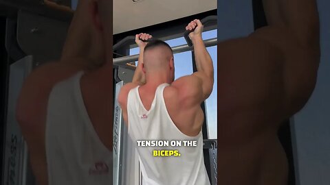 ❌ Common pull up mistakes… #pullups #backworkout