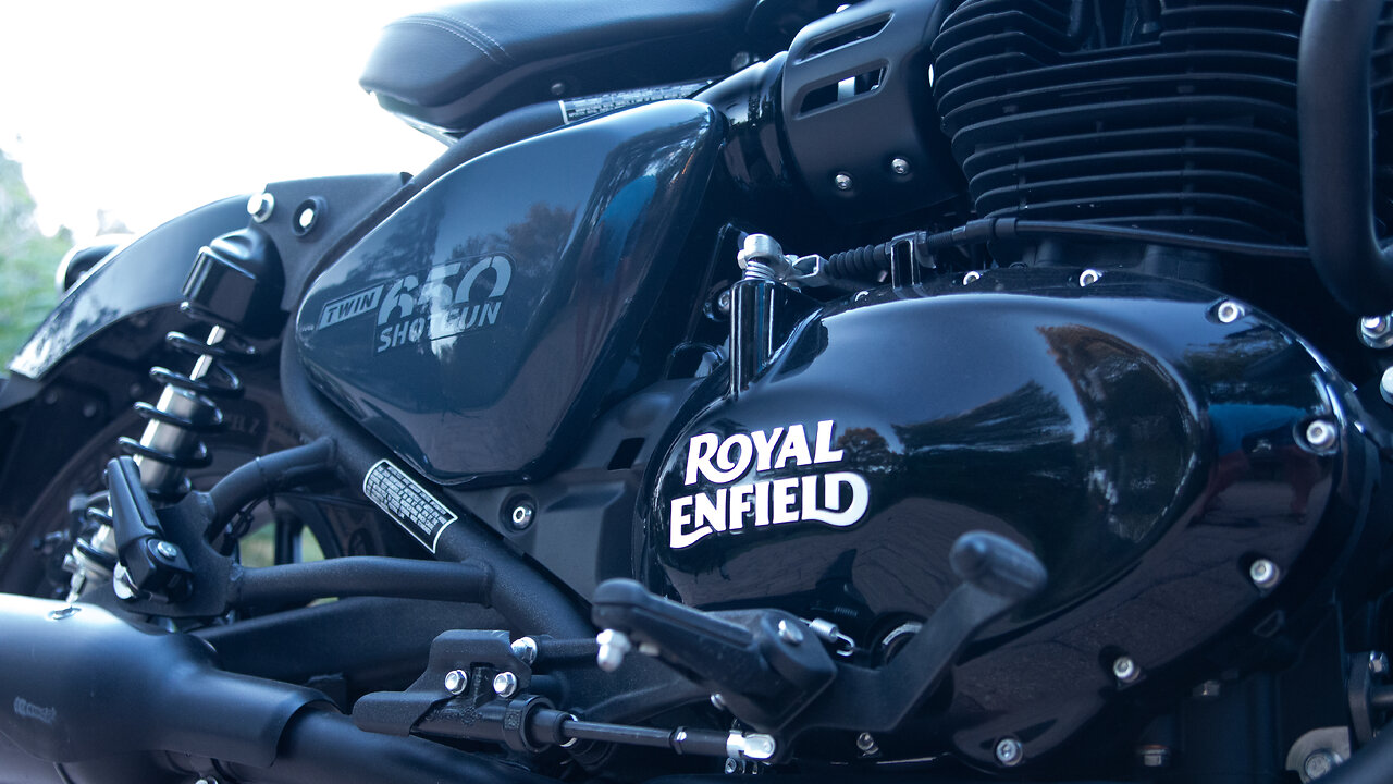 Royal Enfield Shotgun