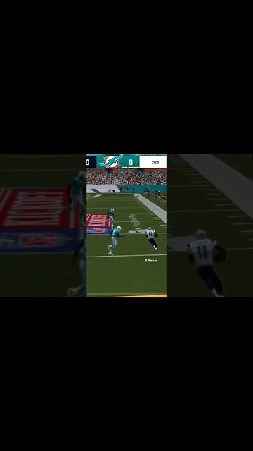 Dolphins CB Xavien Howard Tackle Gameplay - Madden NFL 23 Mobile Football