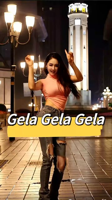 Dance performance of Indian song by Chinese artist 💃