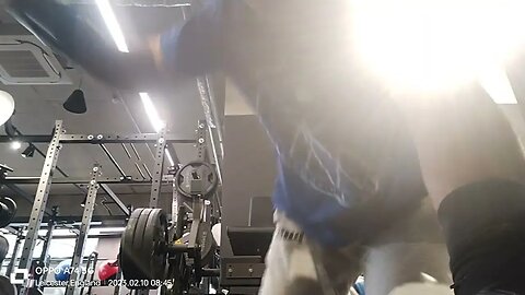 I am at the SYN Gym in Leicester today training the leg extension.