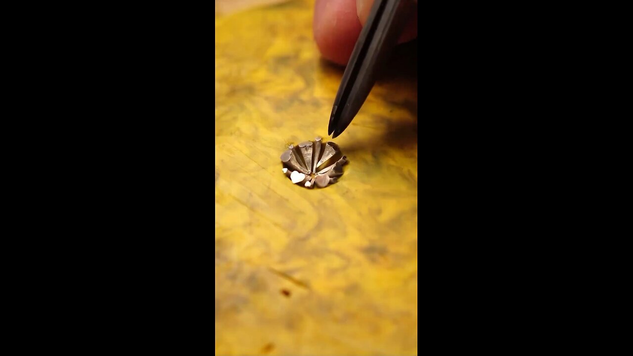 How a Diamond Ring is made