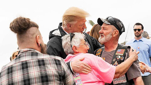 THE REAL COMMANDER IN CHIEF WAS ALWAYS THERE FOR HIS PEOPLE!!!❤️🇺🇸