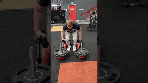 128kg Farmers Walk